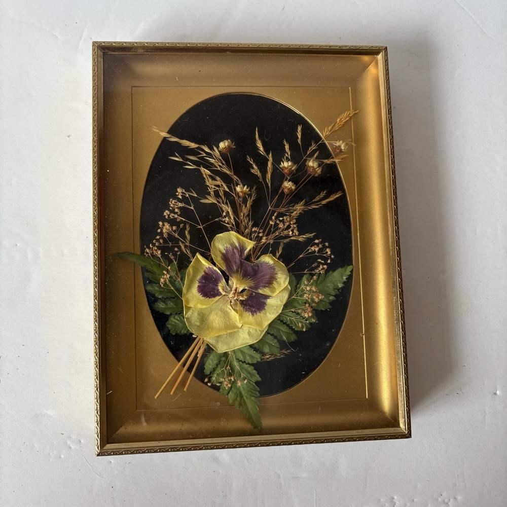 Vintage 1970s Gold Picture Frame with Yellow Dried Flowers Floral Kickstand